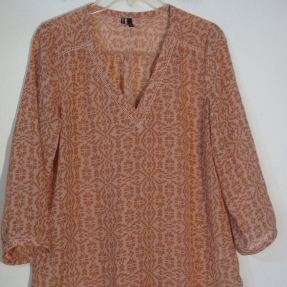 * Maurices Semi Sheer Blouse Medium Peach Orange Embroidery - Picture 1 of 4
